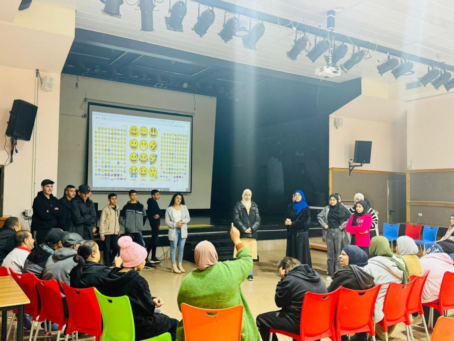 فعاليات تربوية وتكنولوجية من منظمة نيطع الشبابية التكنولوجية في المركز الجماهيري رهط